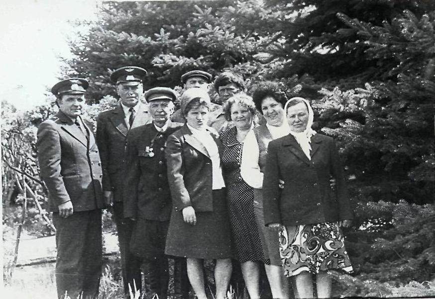 Фото: Коллектив Константиновского аэропорта,9 МАЯ 1981года.