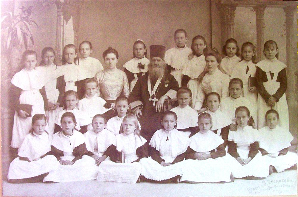 ФОТО: учеба в Контантиновском Александровском 4-х классном женском училище.