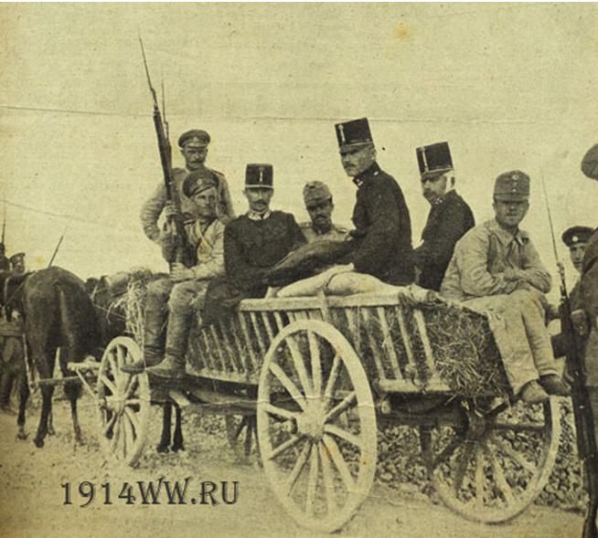 Фото: Перевозка пленных австрийских офицеров, из ИНЕТА.